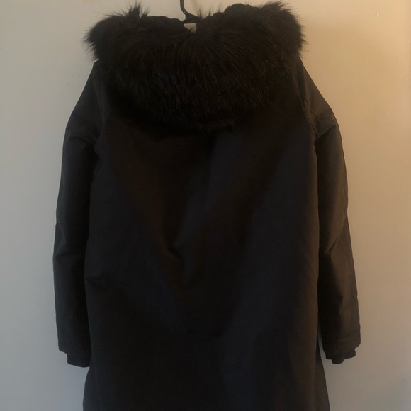 Clothes - Picture 2 of 8